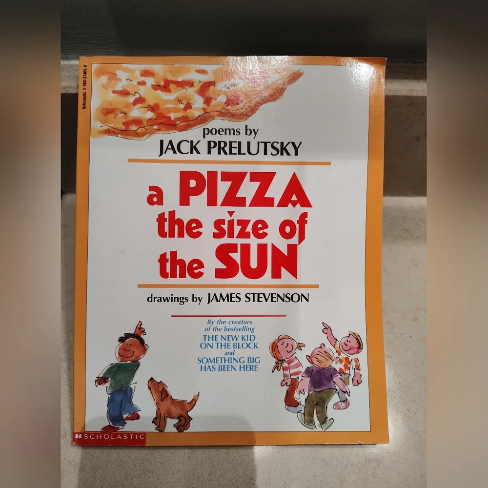 Scholastic Book Of Poems, 